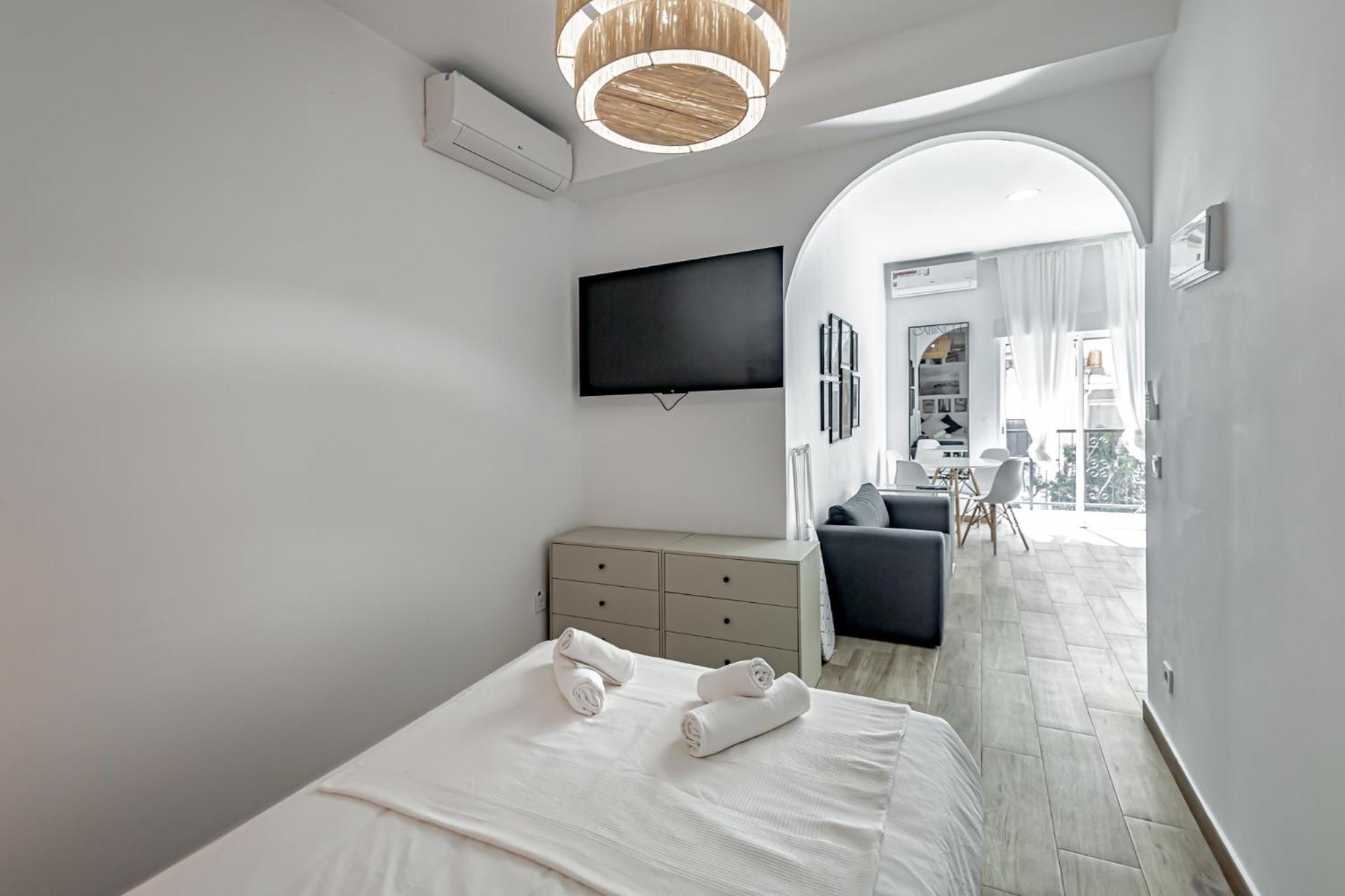 Apartamentos Pino Benidorm Rum bild