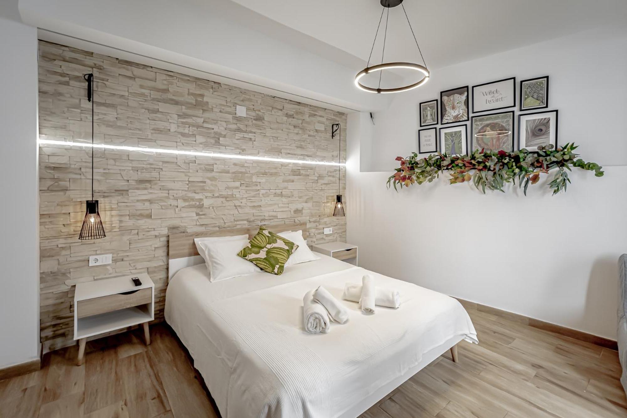 Apartamentos Pino Benidorm Rum bild