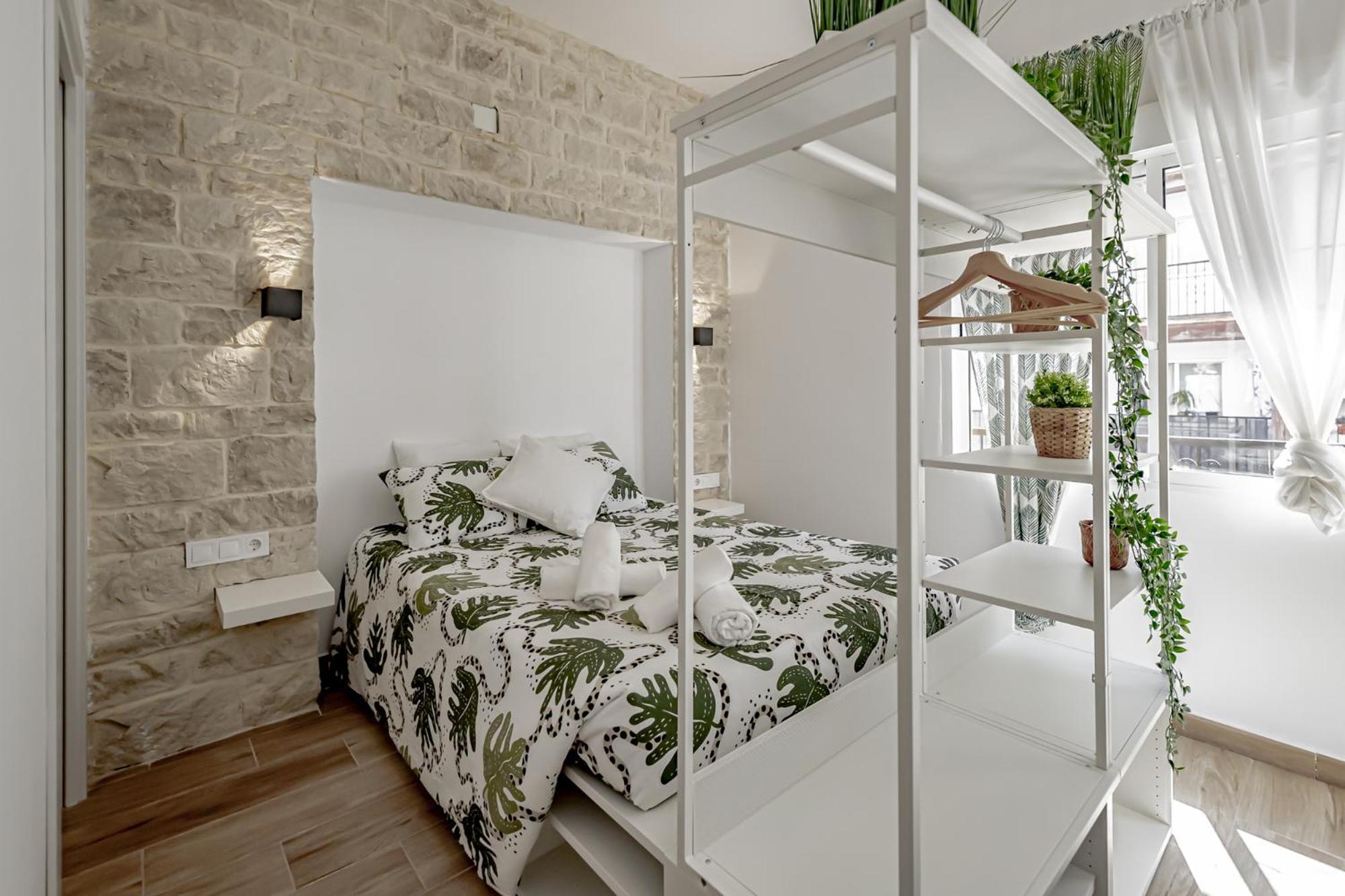 Apartamentos Pino Benidorm Rum bild