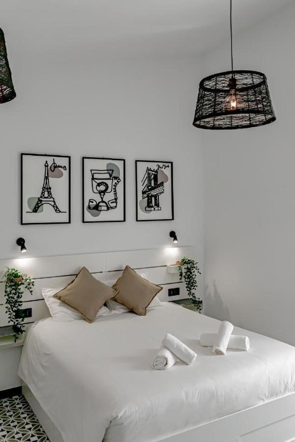 Apartamentos Pino Benidorm Exteriör bild